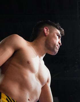 Vicente Luque prepares to fight Rafael Dos Anjos of Brazil in a welterweight fight during the UFC Fight Night event at UFC APEX on August 12, 2023 in Las Vegas, Nevada. (Photo by Al Powers/Zuffa LLC)