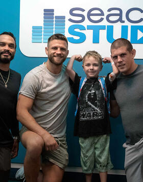 UFC Athletes Rob Font, Calvin Kattar, and Joe Lauzon Visit The Pediatric Patients At Boston Children’s Hospital.