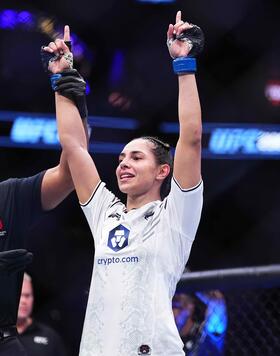 Ariane Lipski speaks with Joe Rogan about her win at UFC 296: Edwards vs Covington (Photo by Chris Unger/Zuffa LLC)