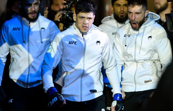 Brandon Moreno of Mexico prepares to fight Deiveson Figueiredo of Brazil in their UFC flyweight championship fight during the UFC 263 event at Gila River Arena on June 12, 2021 in Glendale, Arizona. (Photo by Jeff Bottari/Zuffa LLC)