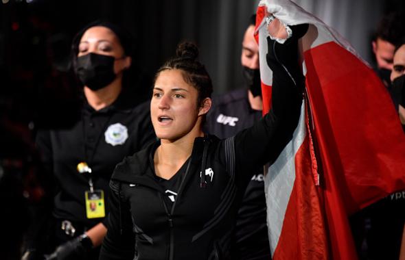 Loopy Godinez of Mexico prepares to fight Luana Carolina of Brazil in a flyweight fight during the UFC Fight Night event at UFC APEX on October 16, 2021 in Las Vegas, Nevada. (Photo by Chris Unger/Zuffa LLC)