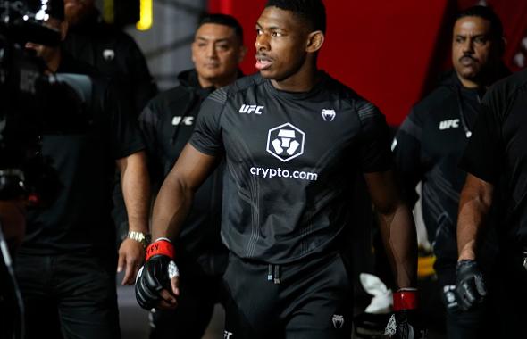 Joaquin Buckley prepares to fight Abdul Razak Alhassan in their featherweight fight during the UFC Fight Night event at UFC APEX on February 19, 2022 in Las Vegas, Nevada. (Photo by Jeff Bottari/Zuffa LLC)