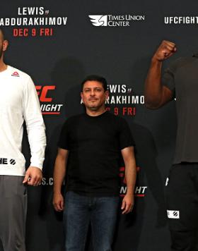 ALBANY, NY - DECEMBER 08: (L-R) Opponents Shamil Abdurakhimov and Derrick Lewis face off during UFC Fight Night weigh-ins at the Hilton Albany on December 8, 2016 in Albany, New York. (Photo by Patrick Smith/Zuffa LLC/Zuffa LLC via Getty Images)